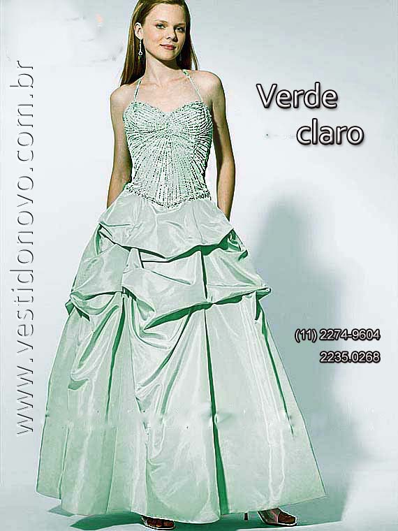Vestido madrinha de casamento na cor verde pastel, zona sul de São Paulo